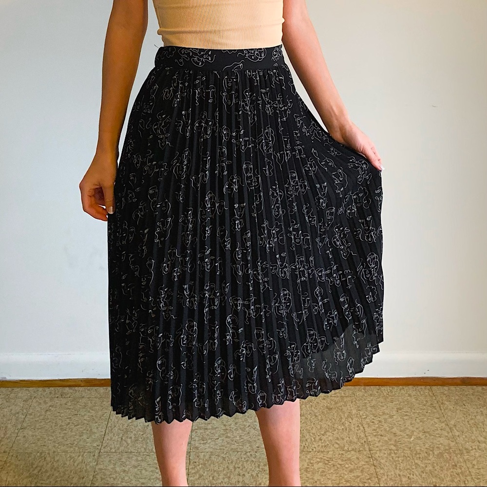 A New Day Pleated Abstract Midi Skirt